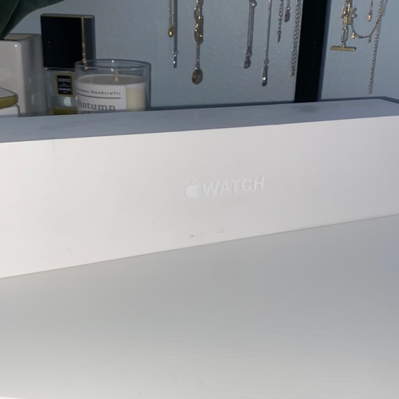 Apple Watch Series 2 - Picture 2 of 5